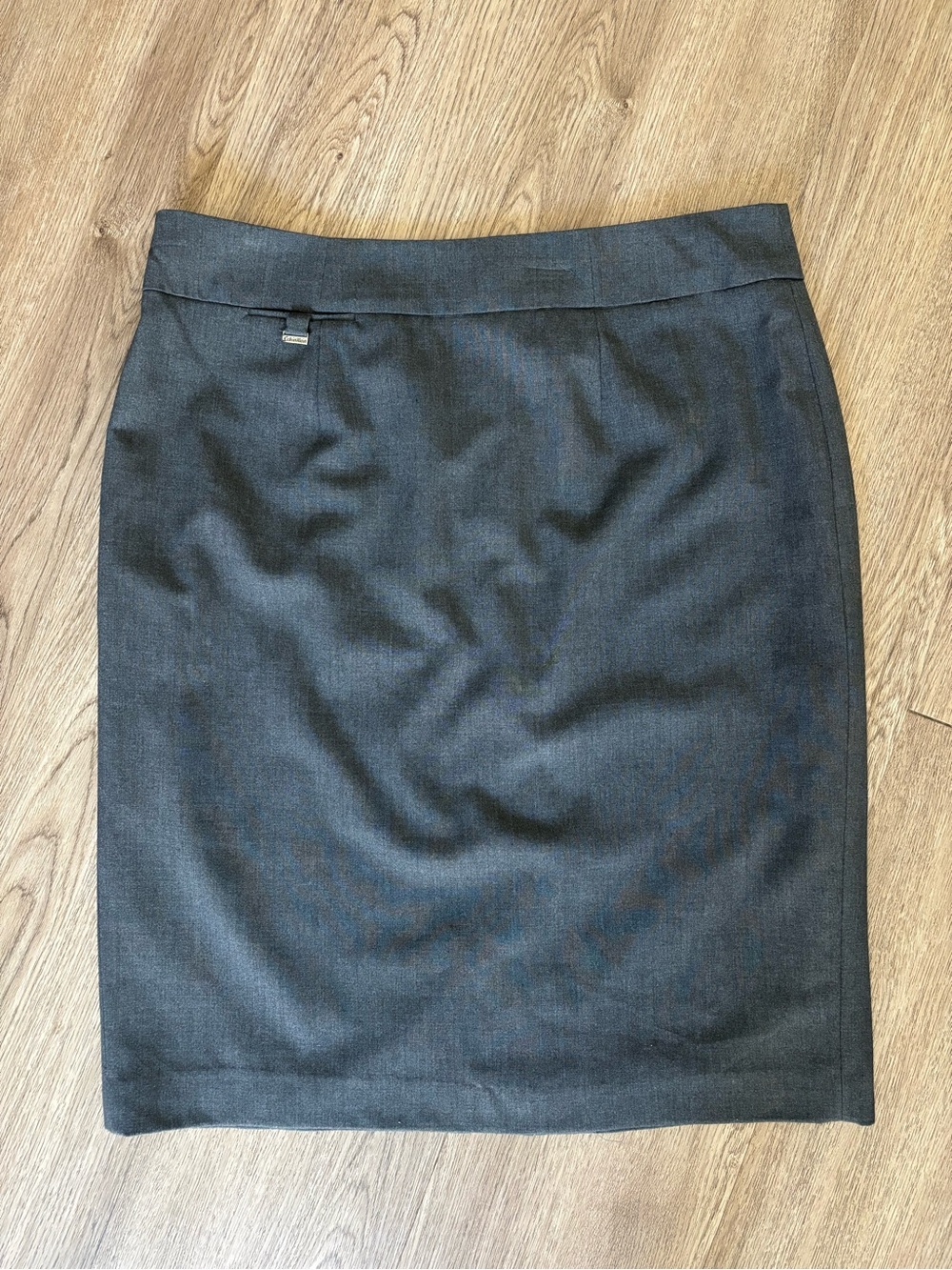 Classic Calvin Klein Charcoal Gray Lined Business Pencil Skirt, Rear Slit